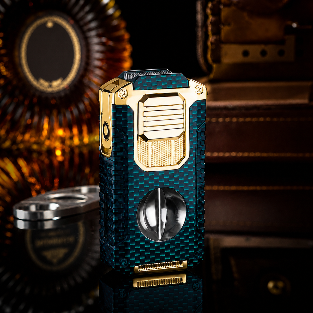 Vintage-Inspired Luxury Refillable Lighter - Emerald Carbon Fiber