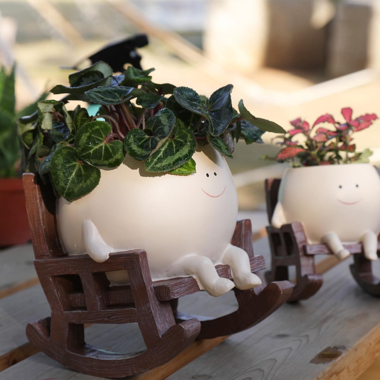 Garden Swing Small Flower Pot – Cute Mini Planter for Succulents, Patio, Balcony & Home Garden Decor