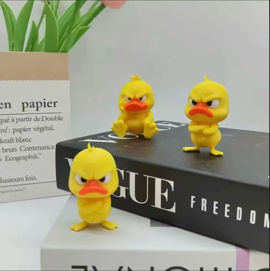 Funny Angry Duck Statue - Cute Desktop & Car Decor